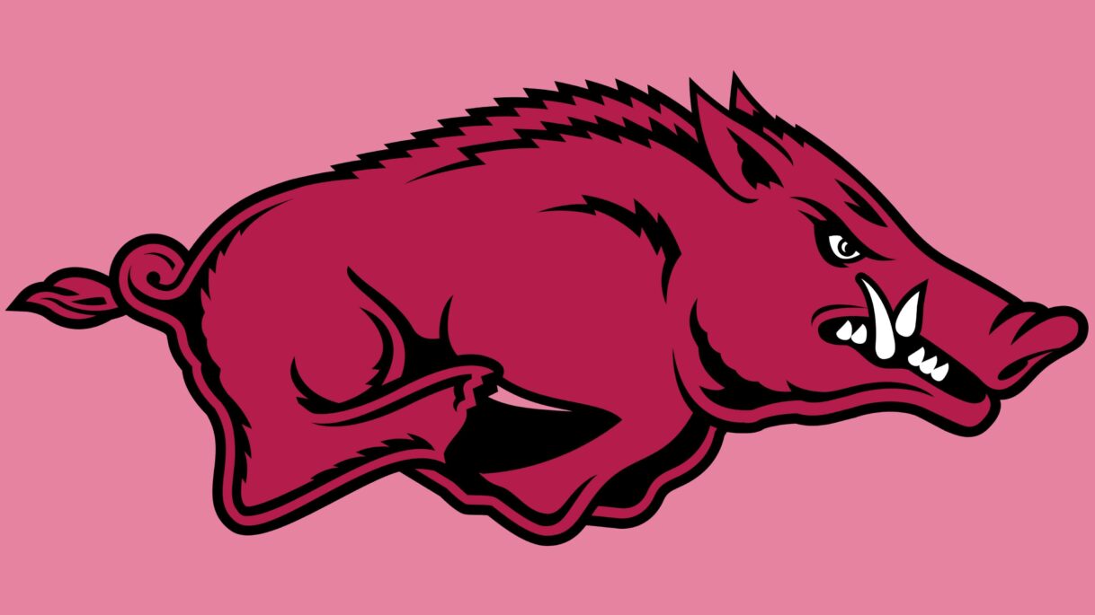 Arkansas Razorbacks sing