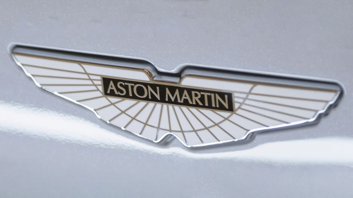 Aston martin sign with wings